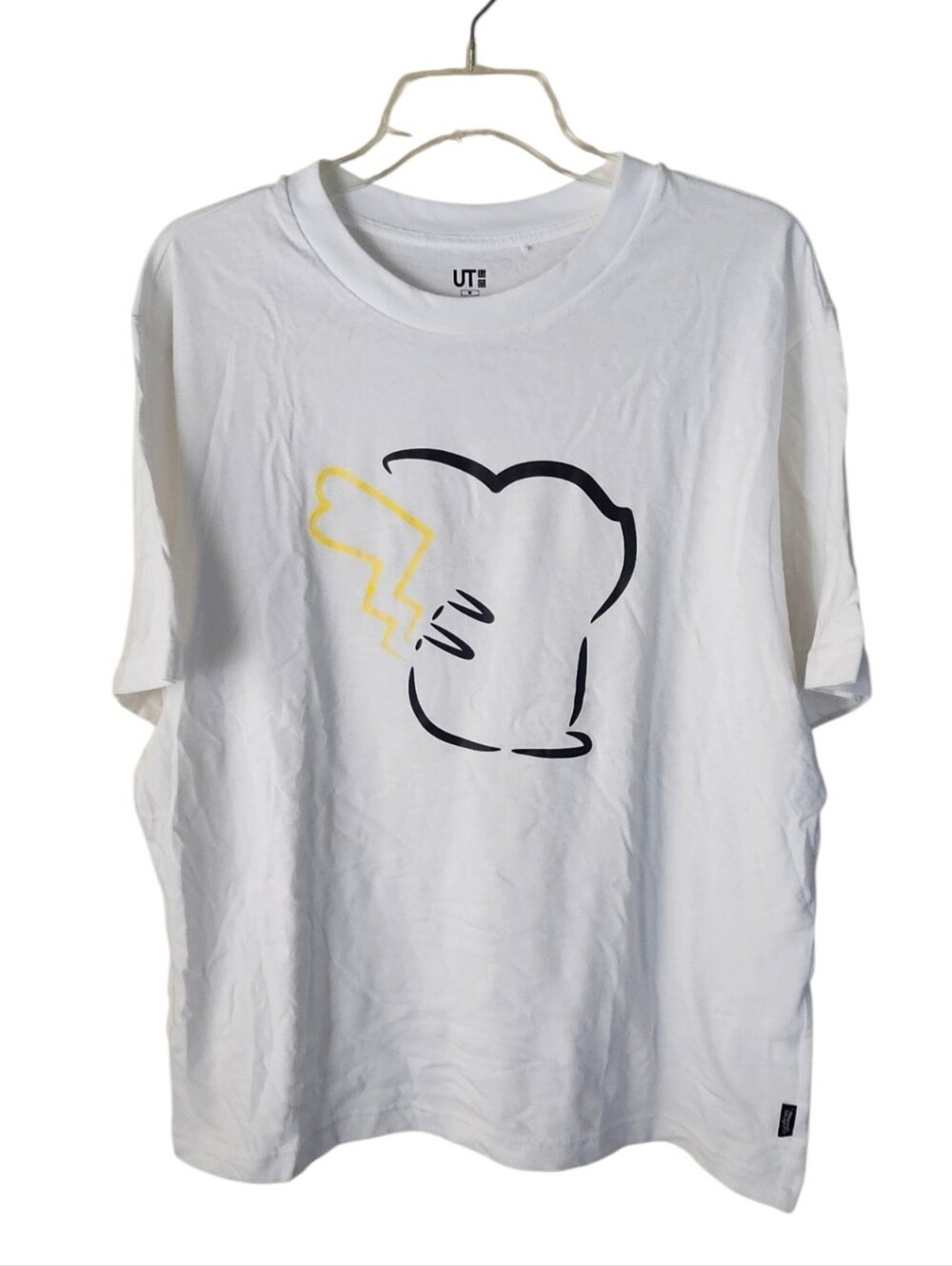 Uniqlo Pokemon Pikachu T-shirt